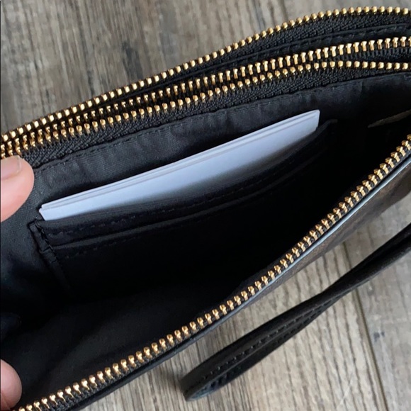 COACH Wristlet - brand new! - Picture 7 of 7